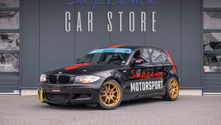 BMW E87 130i Racecar Black Supreme Motorsport MoTeC Wheels
