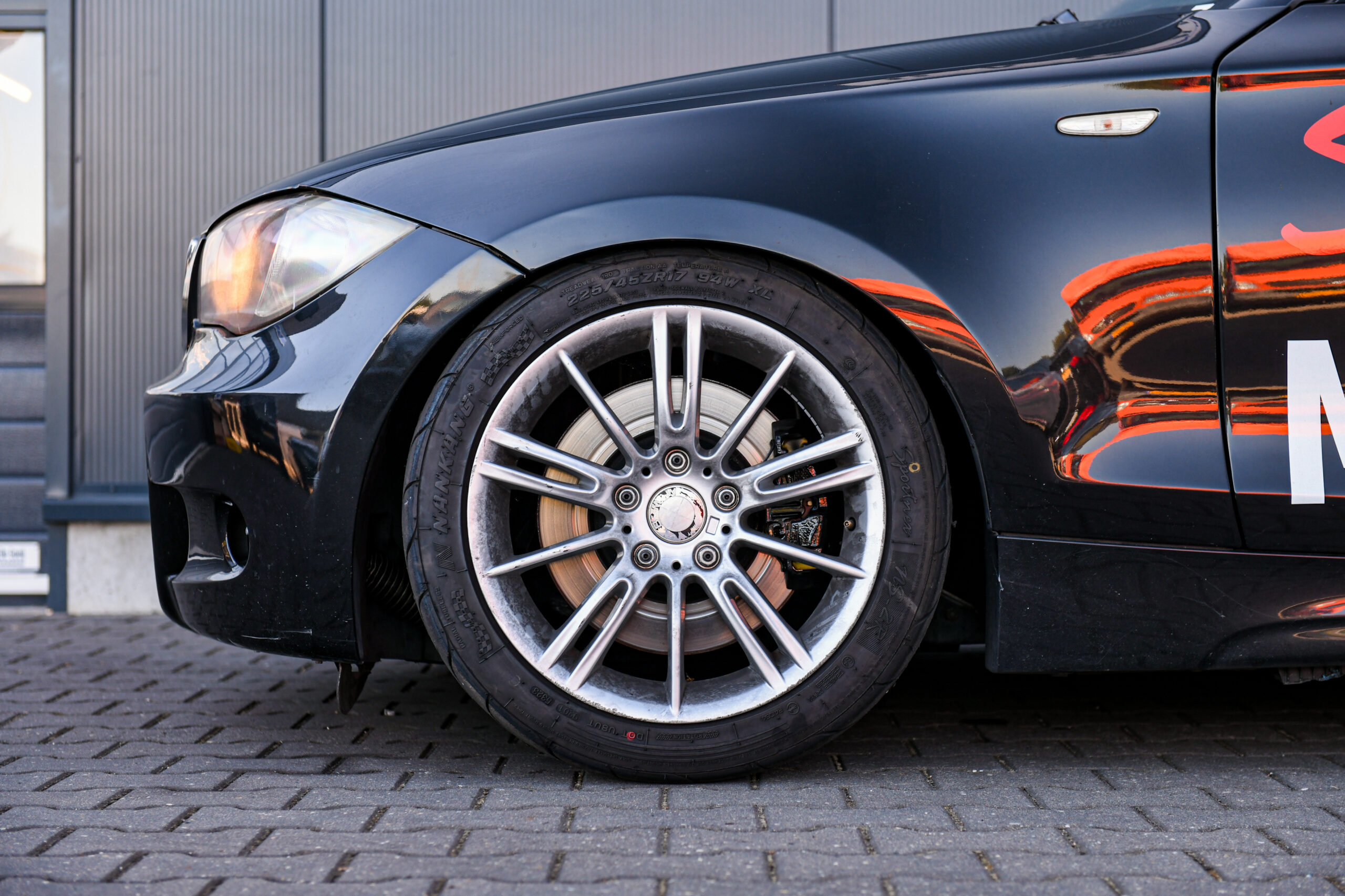BMW E87 130i_2244