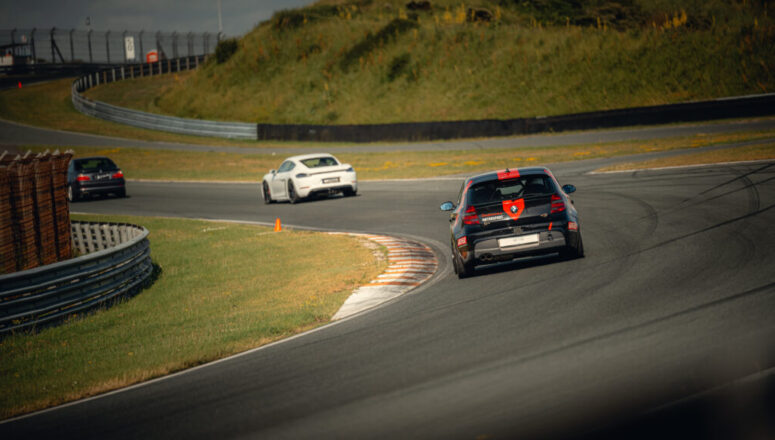 BMW E87 130i Supreme Motorsport Racecar