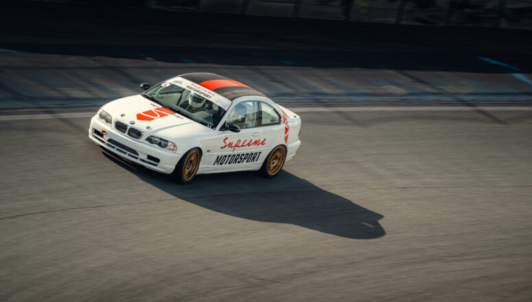BMW E46 328i Supreme Motorsport