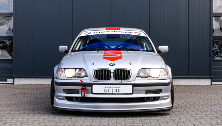 BMW E46 328i Sedan