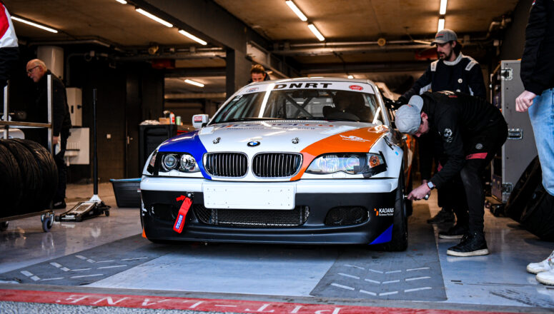 DNRT Endurance Race Zandvoort Ener.Co BMW E46 330i Endurance Racer Pitstop Front View
