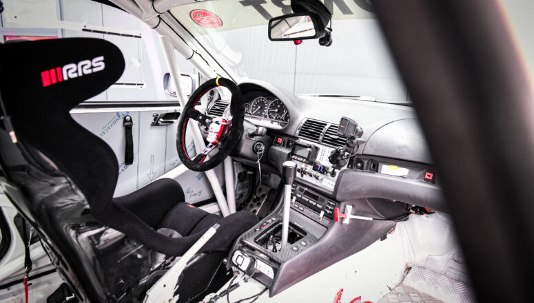 BMW E46 330i Sedan Racecar Endurance Supreme Motorsport