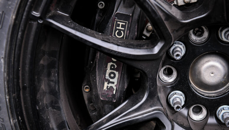 Stoptech Brakes BMW E46 330i Endurance Racer Supreme Motorsport