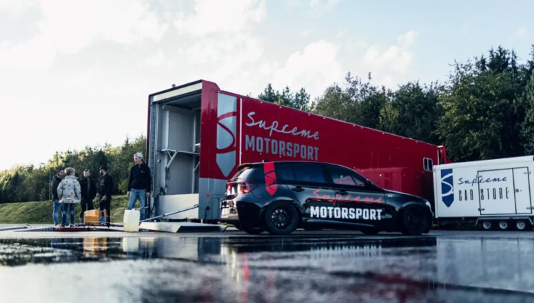 Supreme Motorsport Trailer + BMW E87 130i Racepark Meppen