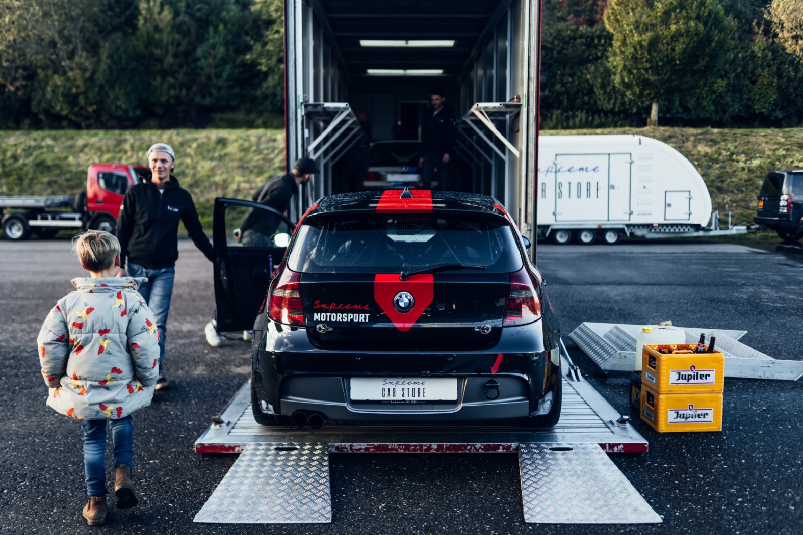 Supreme Motorsport Trailer + BMW E87 130i
