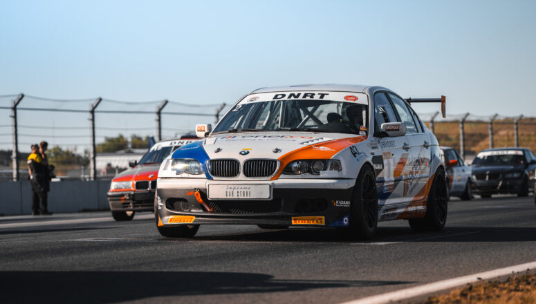 Circuit Zandvoort Supreme Motorsport BMW E46 330i op Grid DNRT Endurance