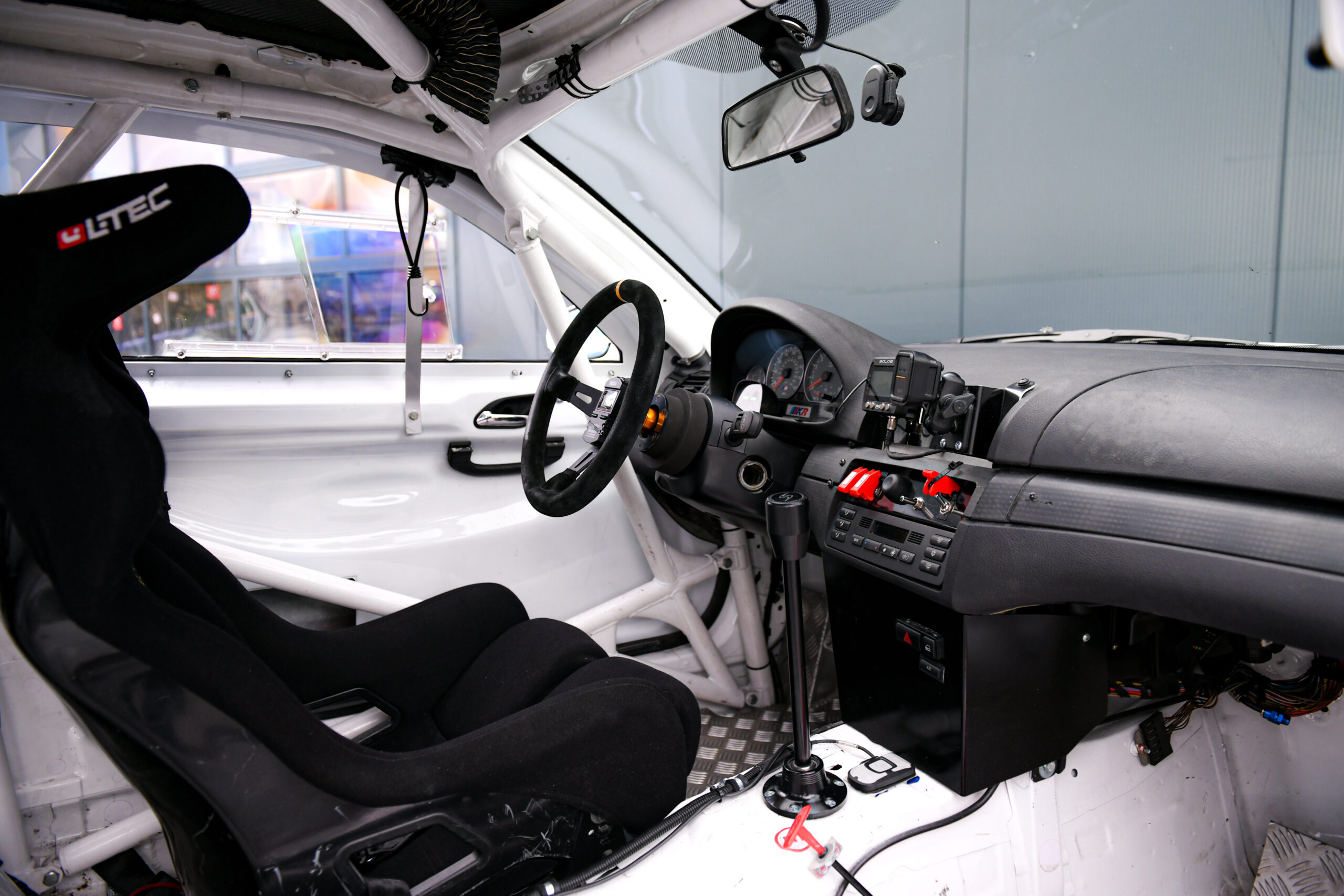 BMW E46 M3 CSL CUP Supreme Motorsport BMW E46 M3 CSL CUP Racecar interior