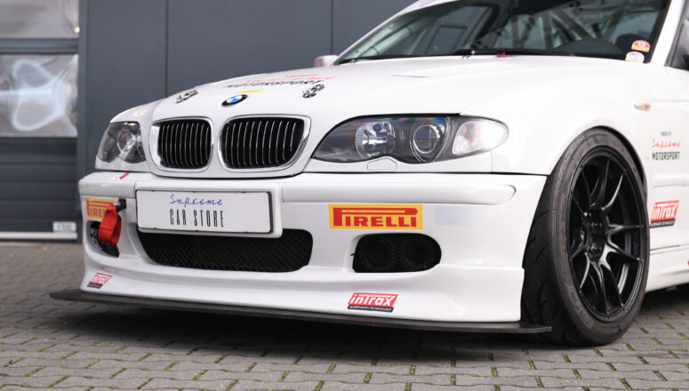BMW E46 330i Racer Supreme Motorsport Half voorbumper aanzicht