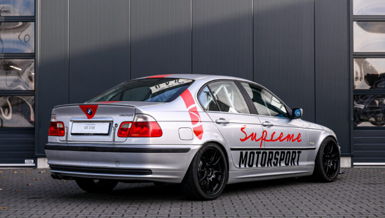 BMW E46 328i Sedan rear view